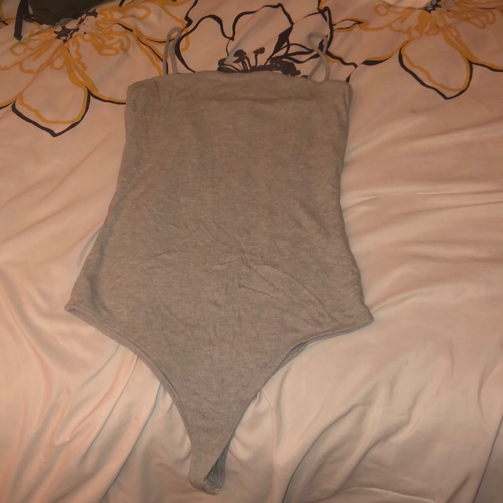 Gray bodysuit from OOTDFASH